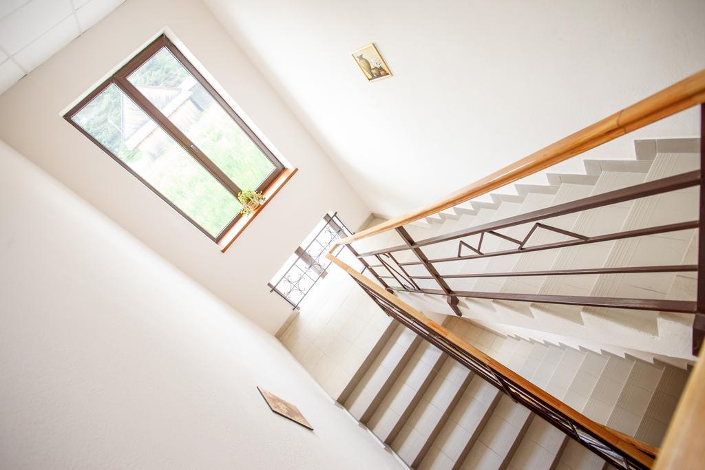 Skilandhouse Yablunytsya Bagian luar foto