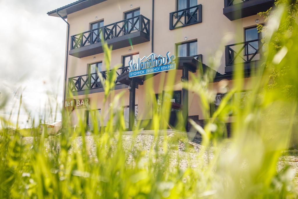 Skilandhouse Yablunytsya Bagian luar foto